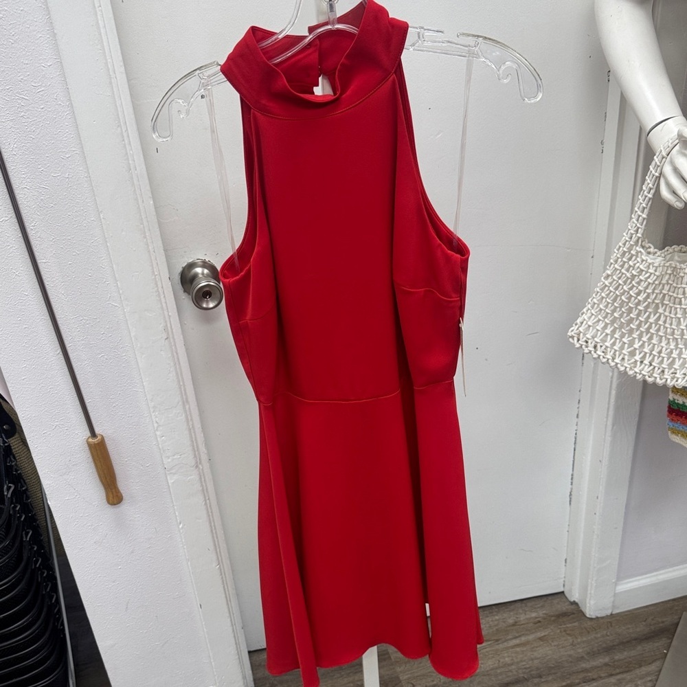 Gianni Bini Red Midi Dress Size Medium NWT